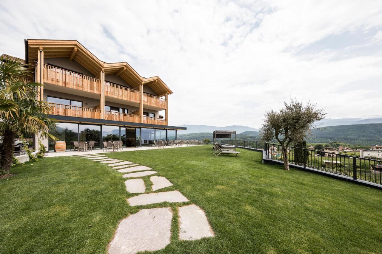 Hotel Torgglhof Caldaro Exterior photo